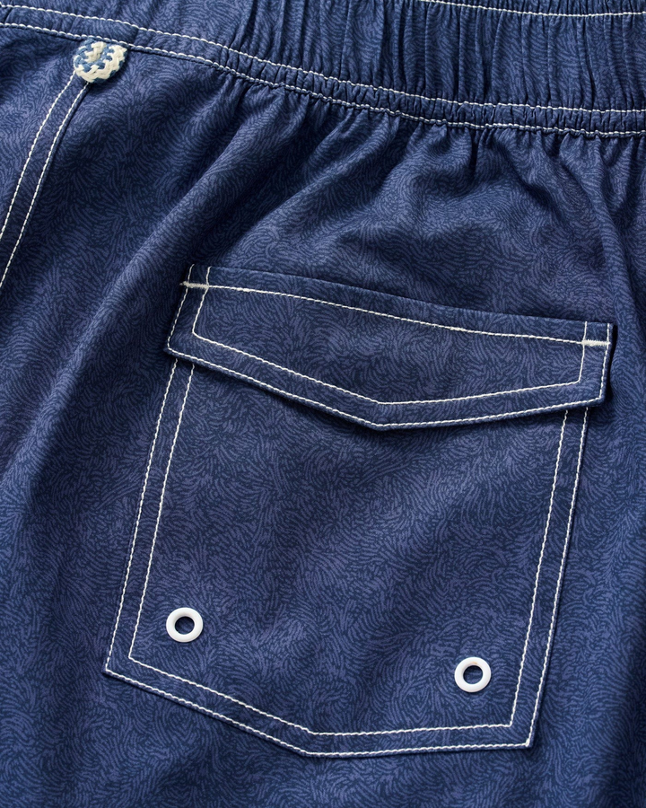 The Half Elastic 7" Surf Shorts