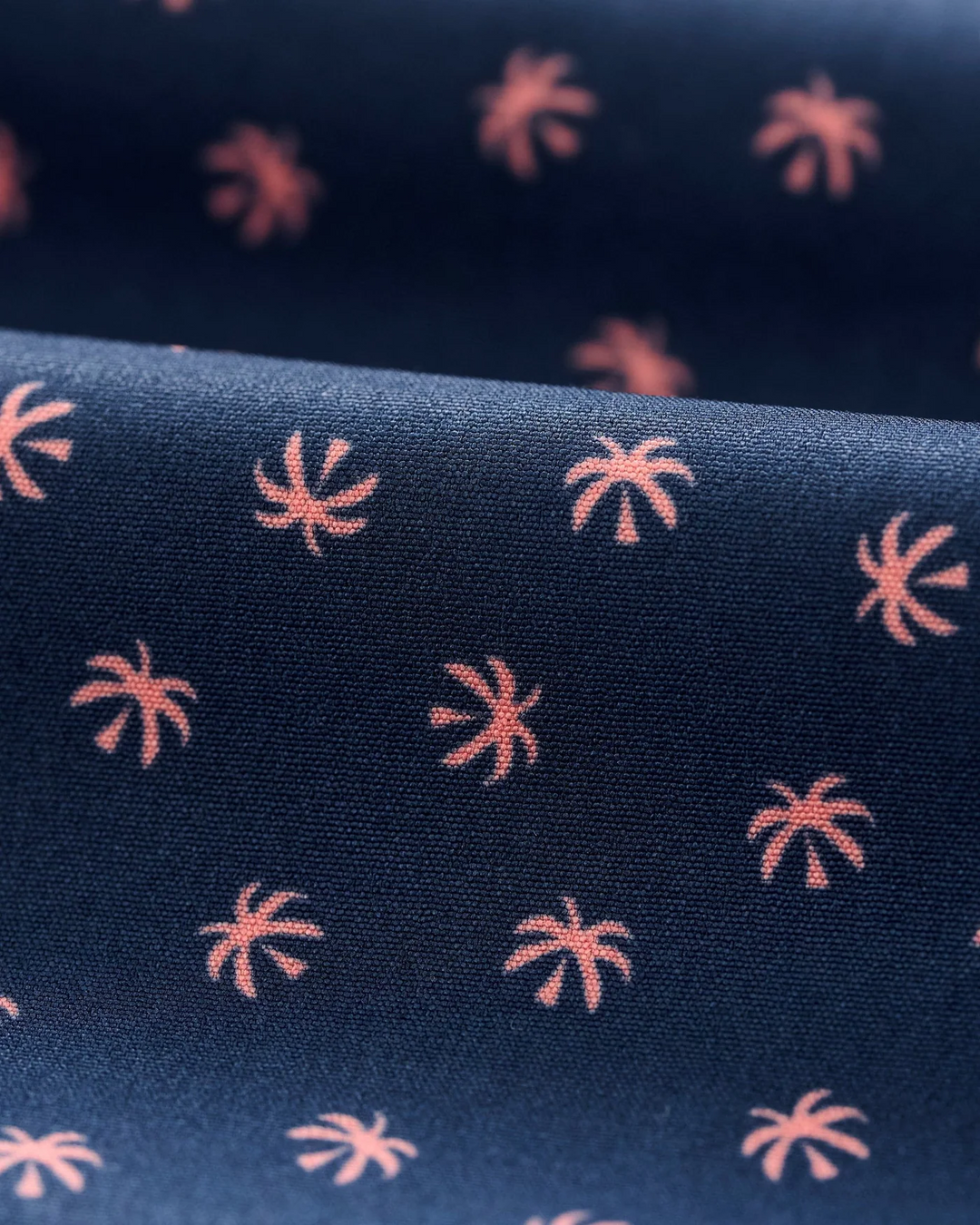 The Half Elastic 7" Surf Shorts