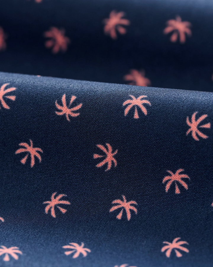 The Half Elastic 7" Surf Shorts