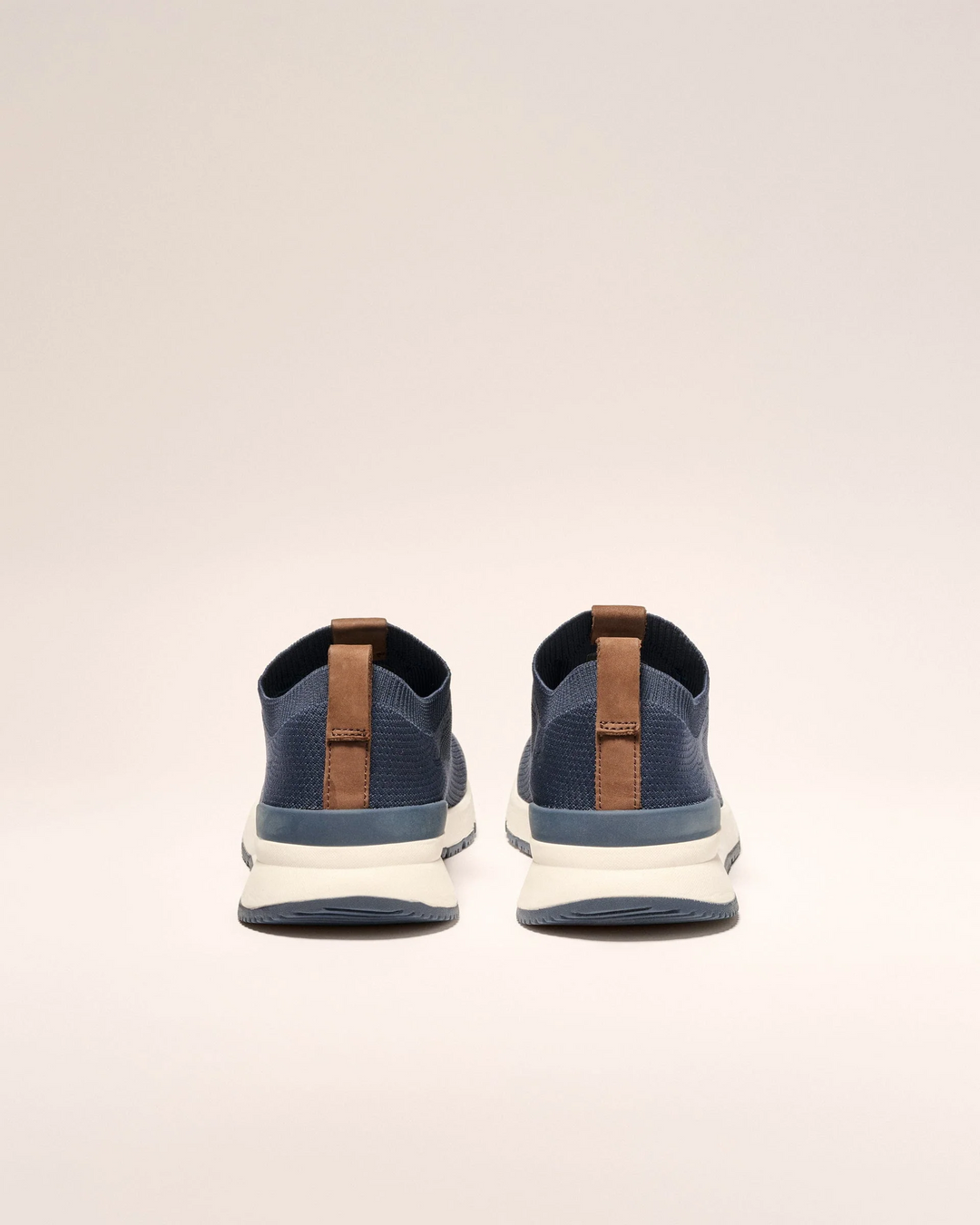 Knit Mesh Runner