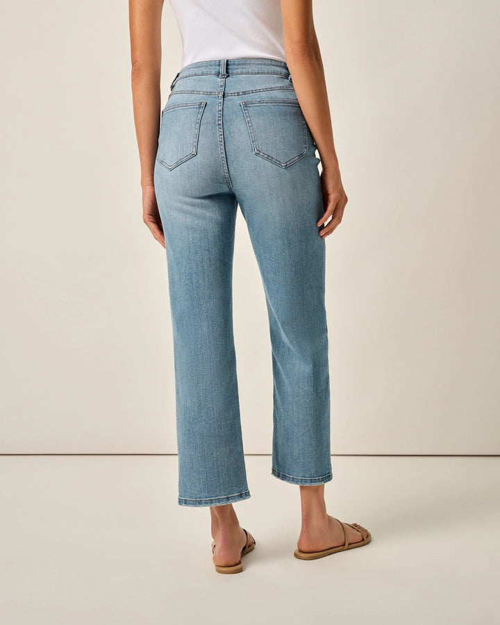 Savanah Light Everyday Wash Jean