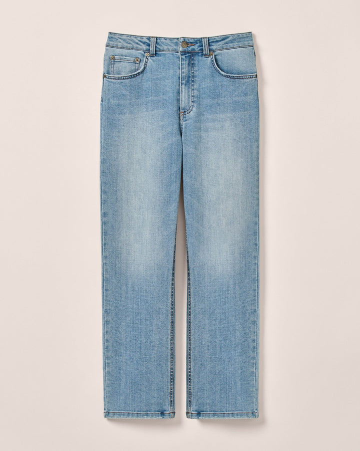 Savanah Light Everyday Wash Jean