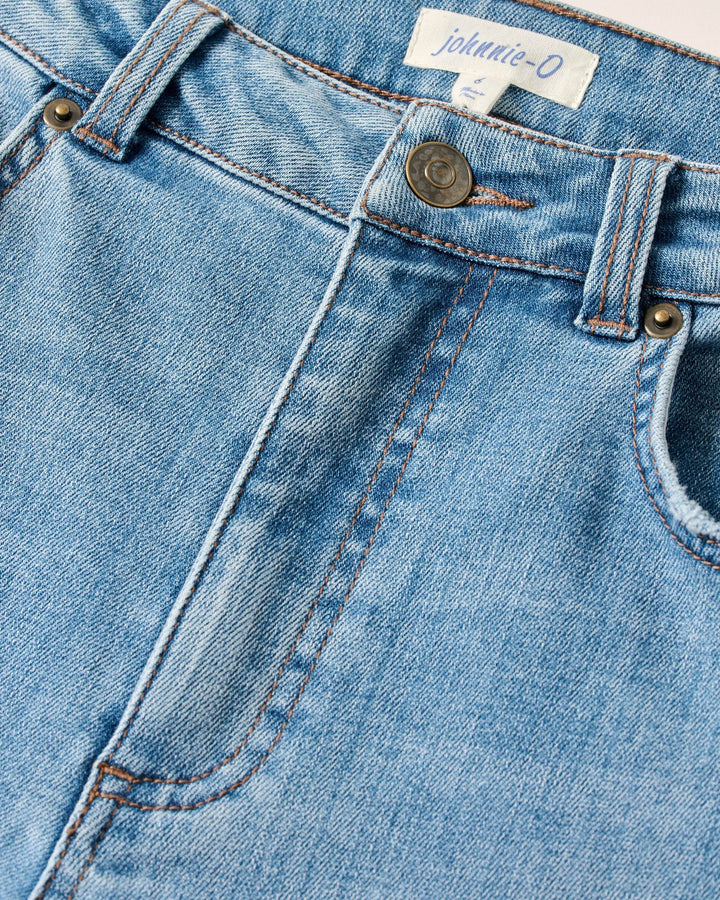 Savanah Light Everyday Wash Jean